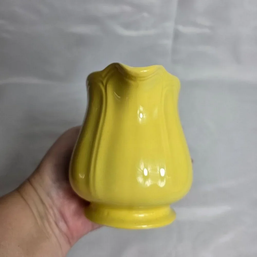 ONE Federalist by Sears Buttercup Creamer Yellow Scalloped Edge No Trim